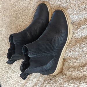 Sorel Chelsea Boots